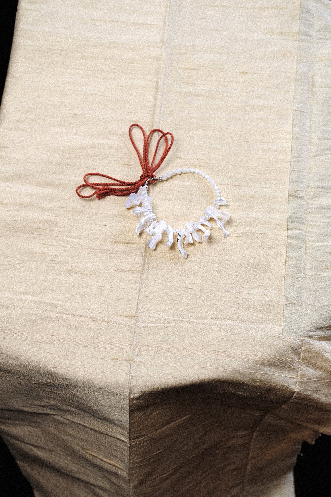 FISH BONE MOTHER OF PEARL SILK ANKLET - VERMILLION