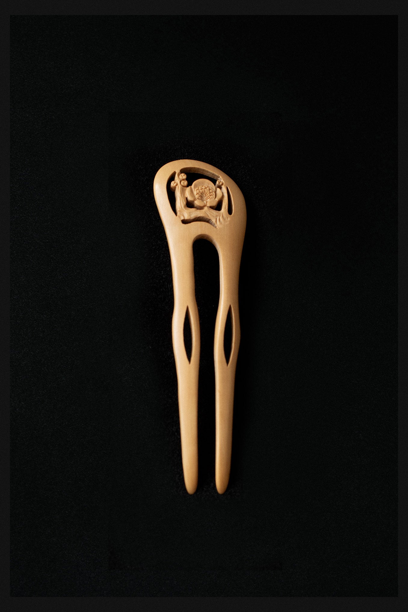 JAPAN EDIT — HANAKAGE WOOD HAIRPIN