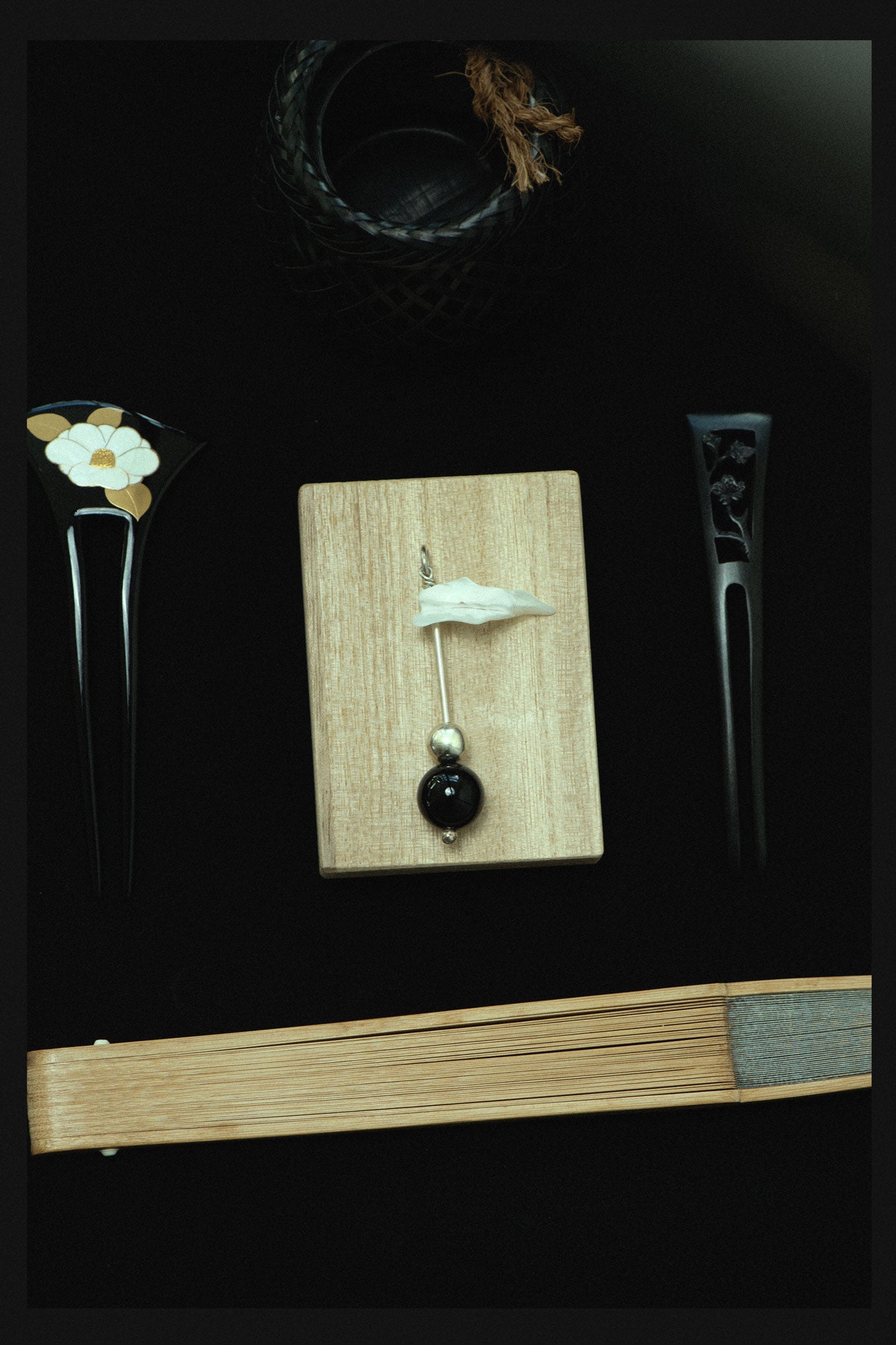 JAPAN EDIT — MIDNIGHT TSUBAKI URUSHI LACQUER HAIRPIN