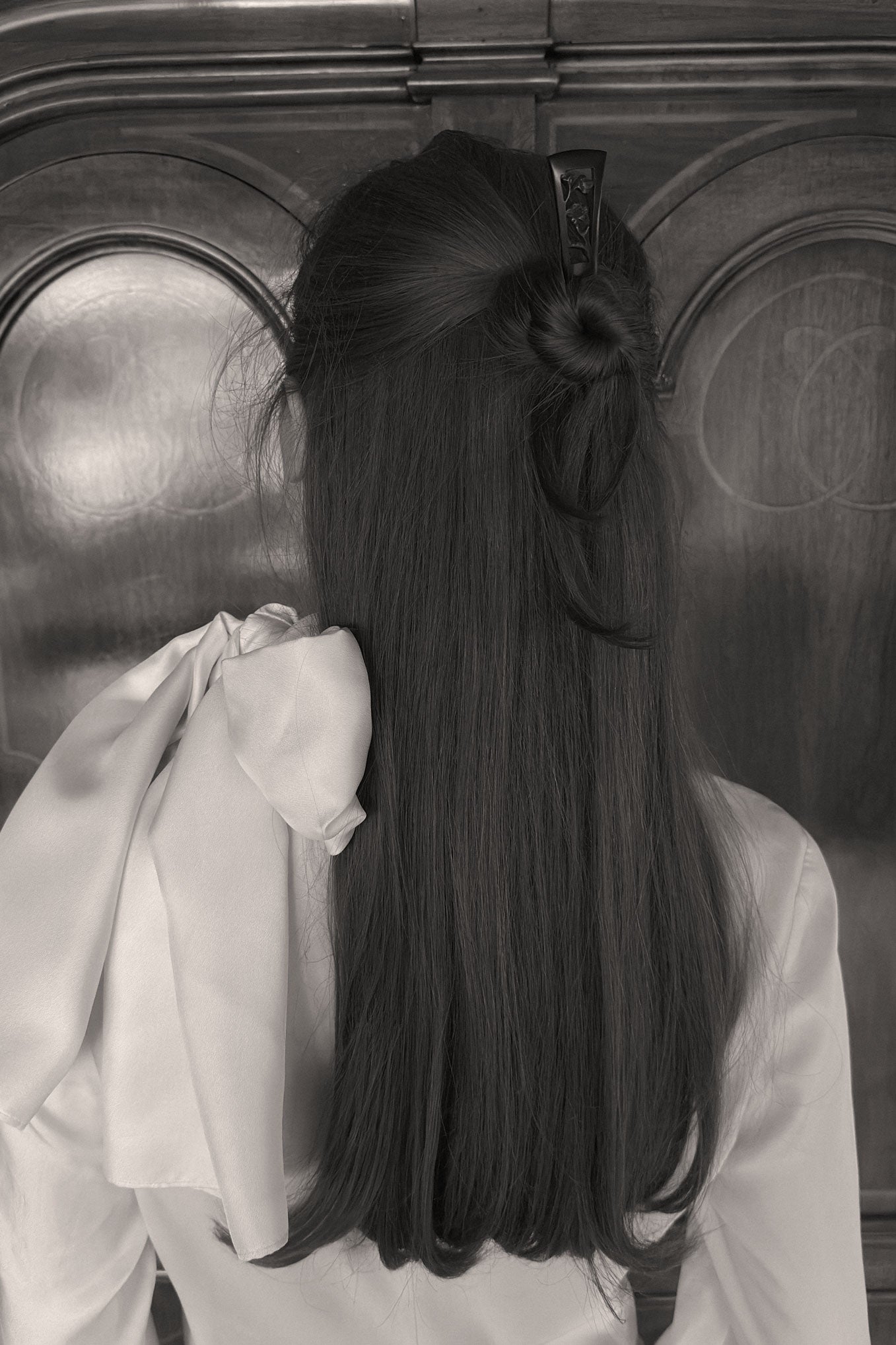 JAPAN EDIT — NOCTURNAL HANAKAGE WOOD HAIRPIN