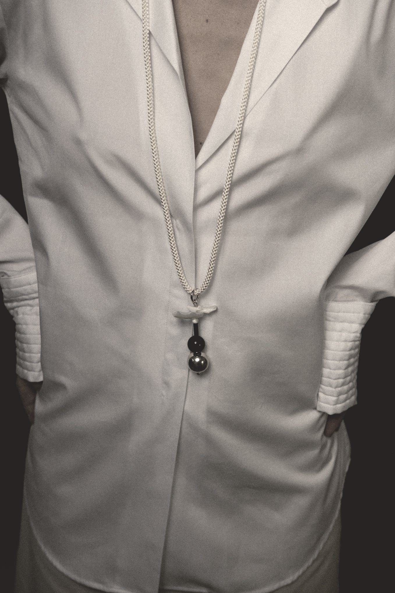 TOTEM PENDANT .01 - IVORY SILK