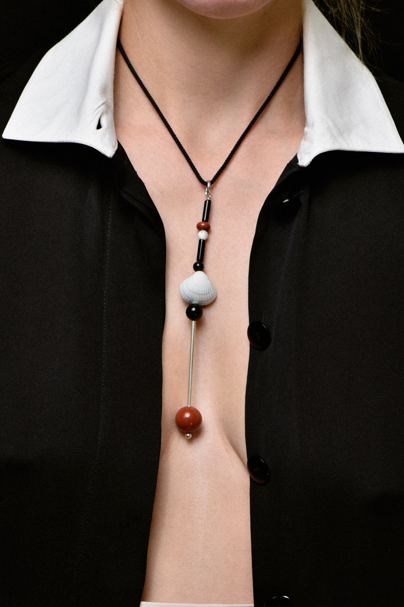 TOTEM PENDANT .03 - SILK