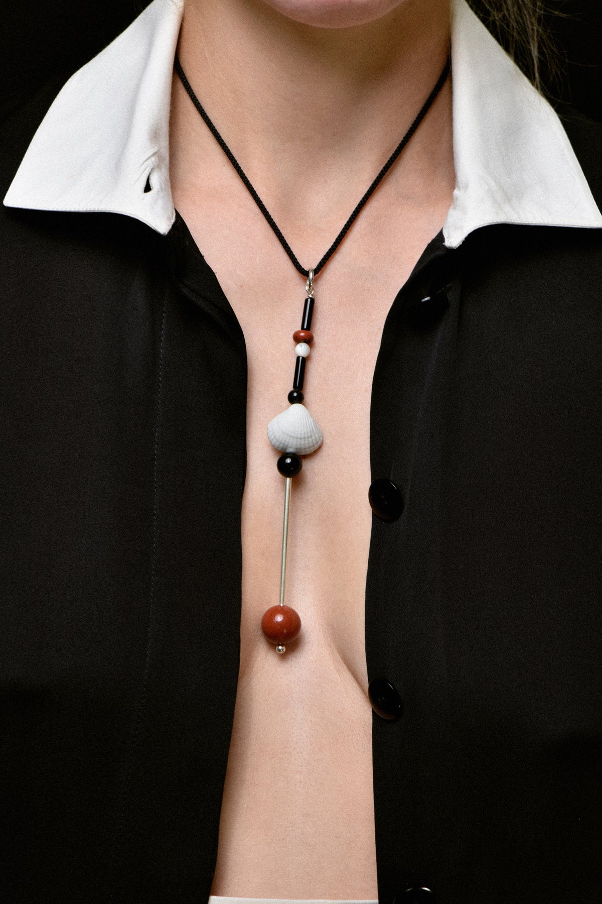 TOTEM PENDANT .03 - SILK