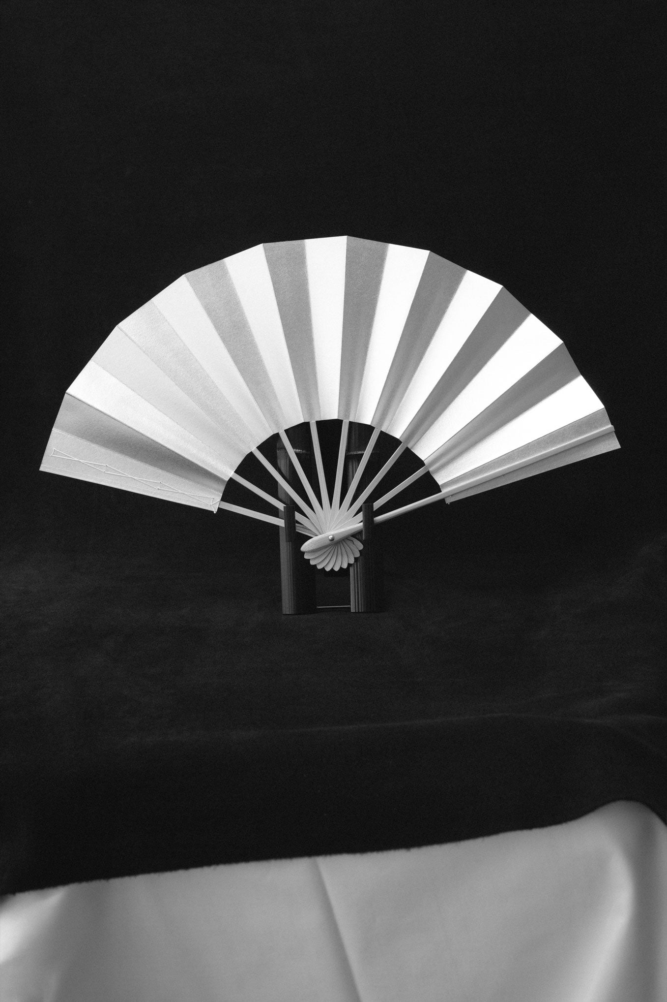 JAPAN EDIT — SILVER MOON SENSU - FOLDING FAN .02
